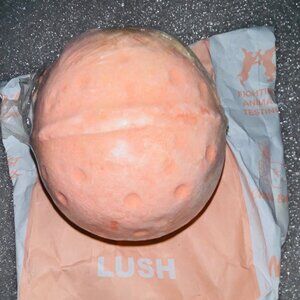 Lush Yuzu and Cocoa bath bomb NEW,  discontinued